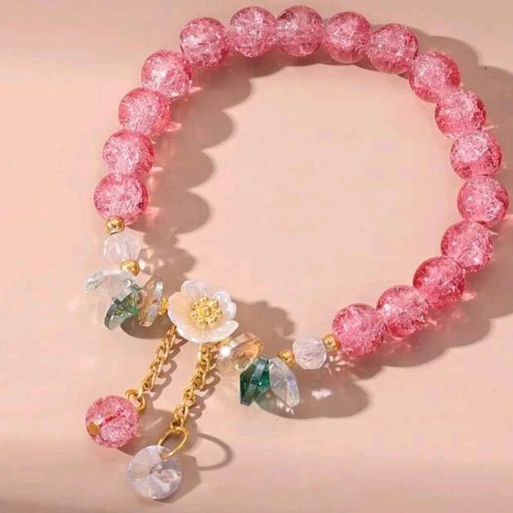 NWT Flower Bracelet